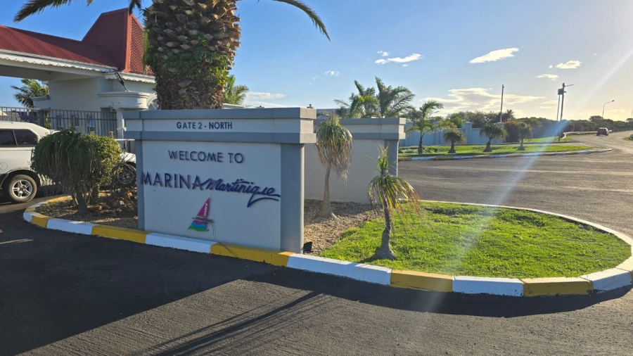 Commercial Property for Sale in Marina Martinique Eastern Cape